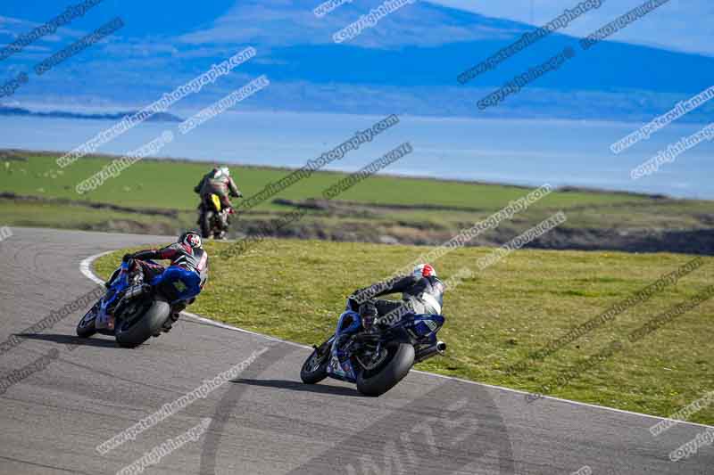 anglesey no limits trackday;anglesey photographs;anglesey trackday photographs;enduro digital images;event digital images;eventdigitalimages;no limits trackdays;peter wileman photography;racing digital images;trac mon;trackday digital images;trackday photos;ty croes